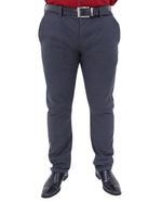104151897-Pantalon-casual-Nautica-slim-fit-negro-cuadriculado-para-hombre