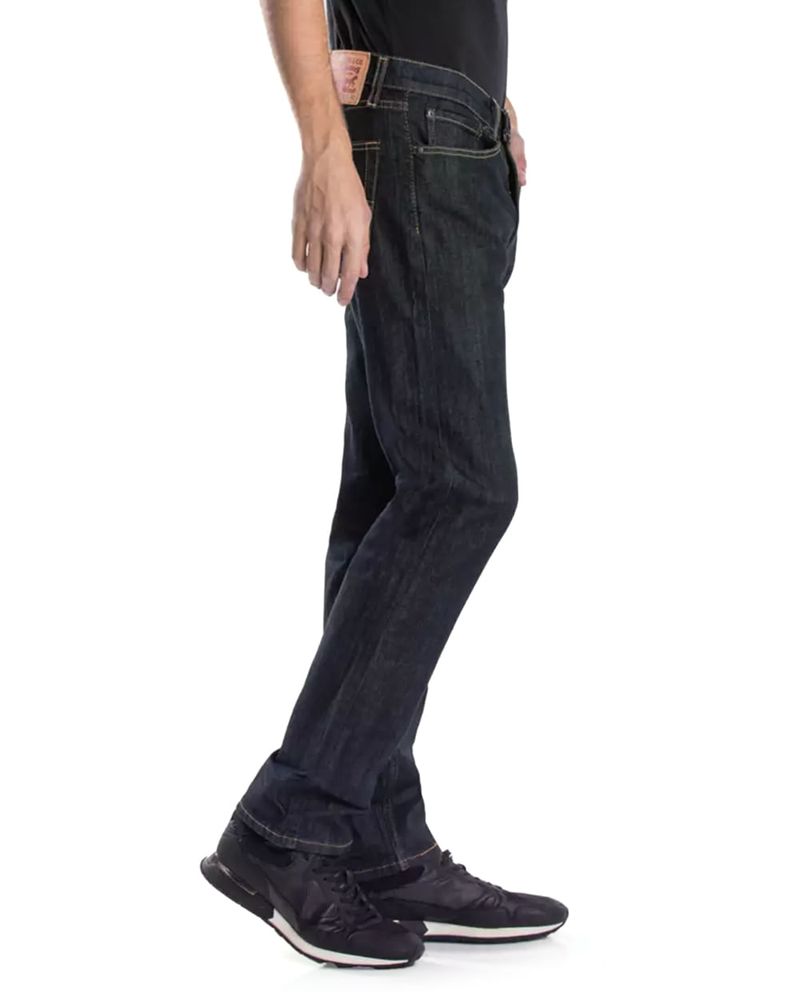 104875895-Jeans-Levi-s-505-regular-fit-azul-oscuro-denim-para-hombre