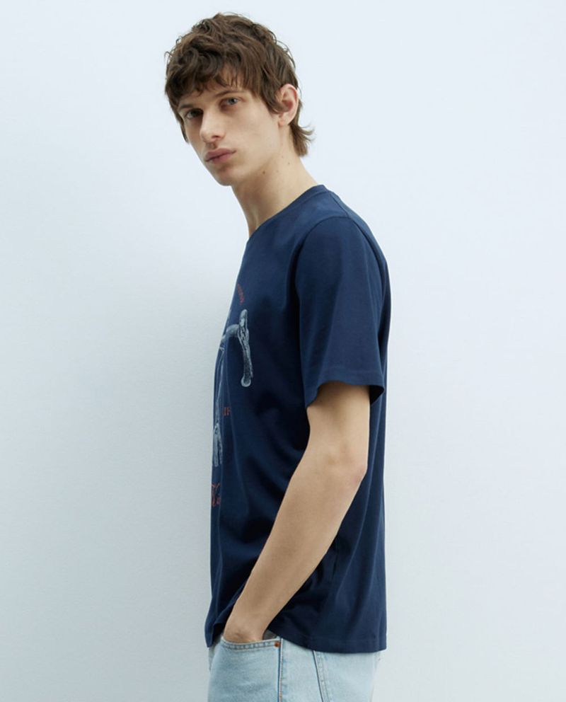 104856129-Camiseta-Sfera-azul-navy-con-estampado-de-bicicleta-para-hombre