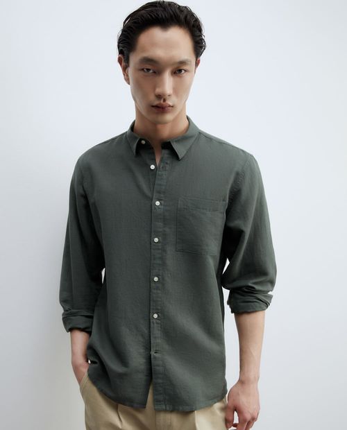 Camisa casual de lino Sfera regular fit verde oscuro sólida para hombre