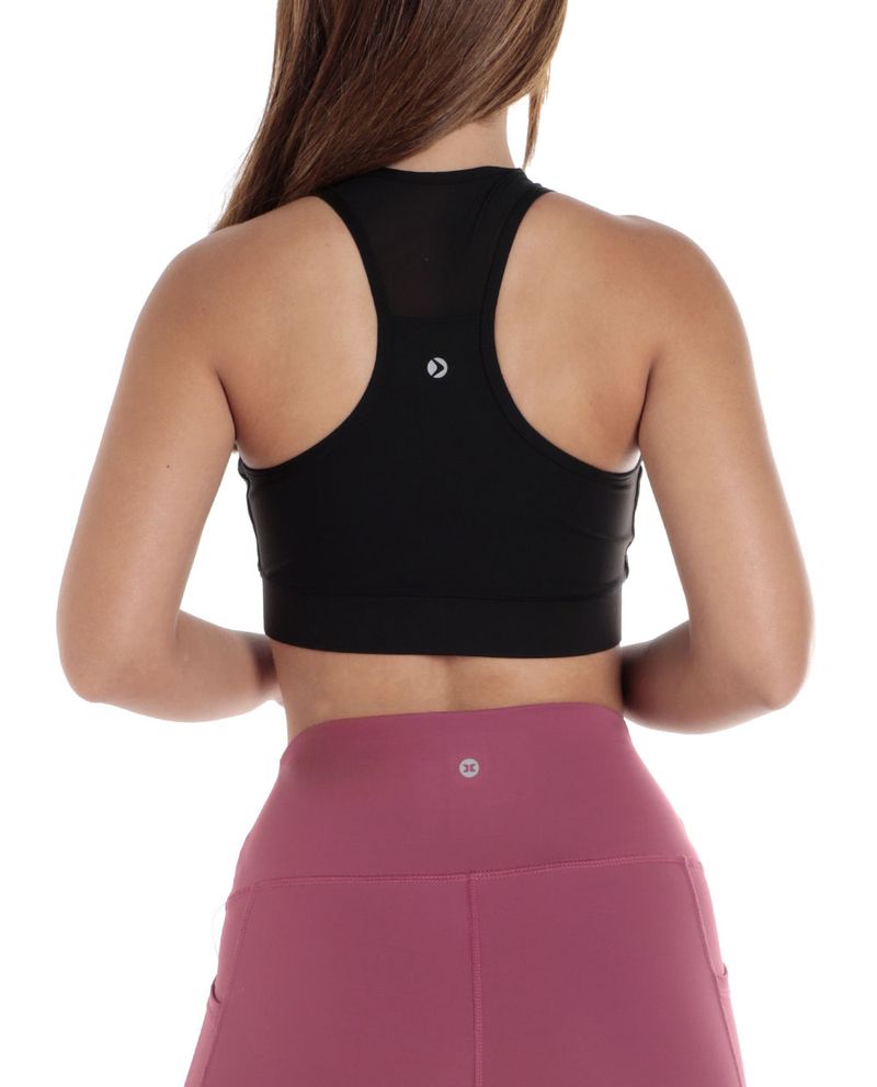 104842294-Top-deportivo-Boomerang-negro-solido-para-mujer