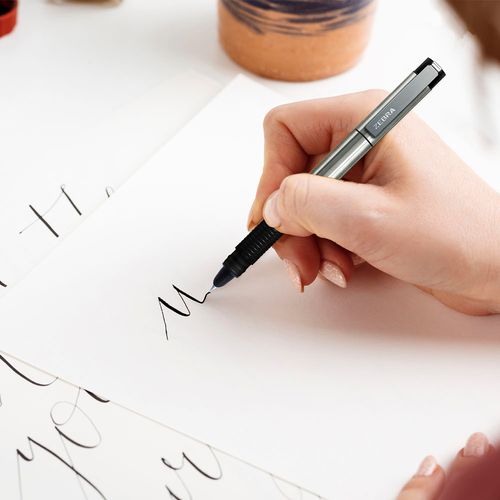 Pluma Fuente V-301 9000-00 Negra