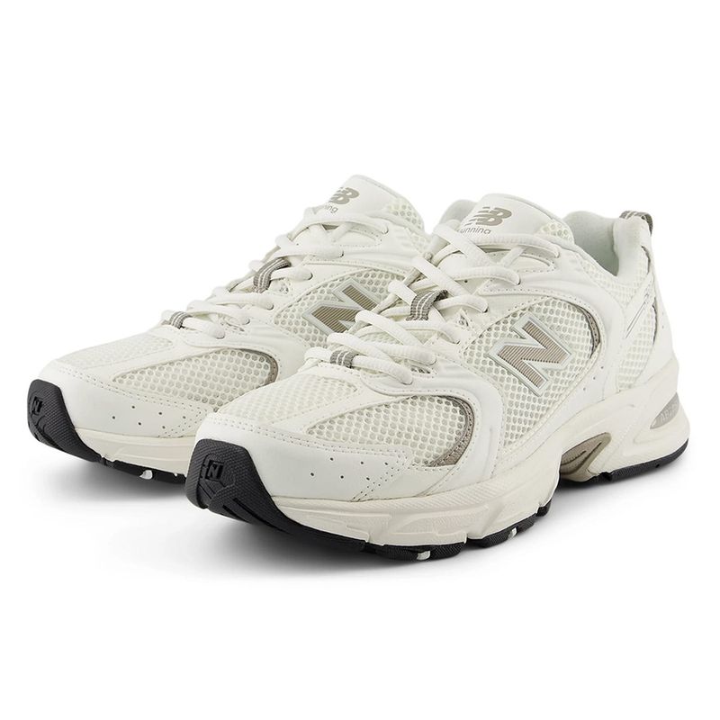 104899234-Zapato-New-Balance-530-casual-beige-para-mujer