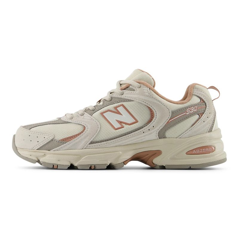 104899244-Zapato-New-Balance-530-casual-beige-para-mujer