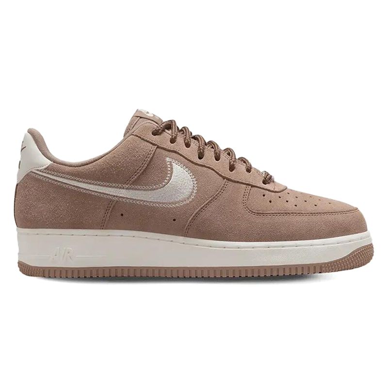 104904012-Zapato-casual-Nike-Air-Force-1-07-LV8-Trend-cafe-para-hombre