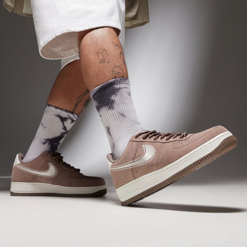 Zapato casual Nike Air Force 1´07 LV8 Trend café para hombre