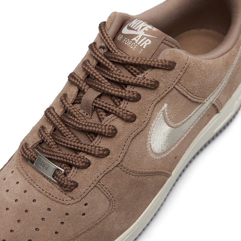 Zapato casual Nike Air Force 1´07 LV8 Trend café para hombre