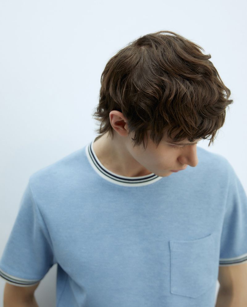 104896824-Camiseta-Sfera-celeste-con-textura-para-hombre