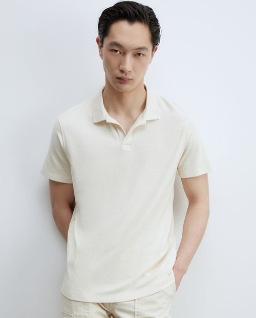 Camisa polo básica Sfera beige con textura para hombre