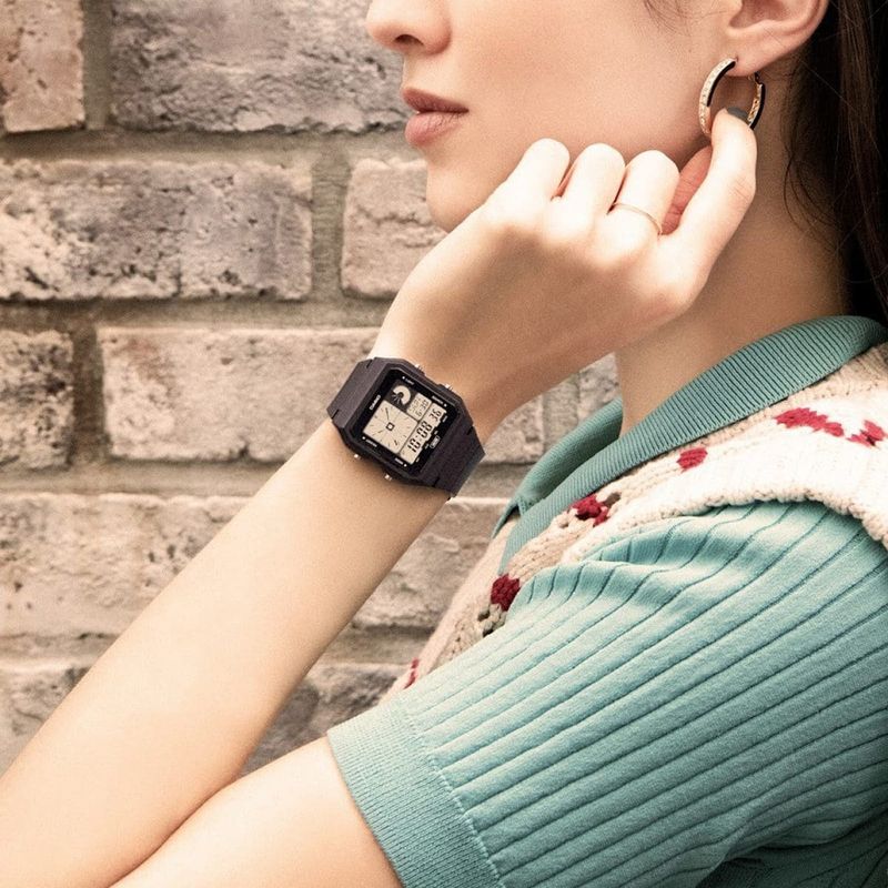 104895589-Reloj-Casio-digital-de-resina-color-cafe-unisex