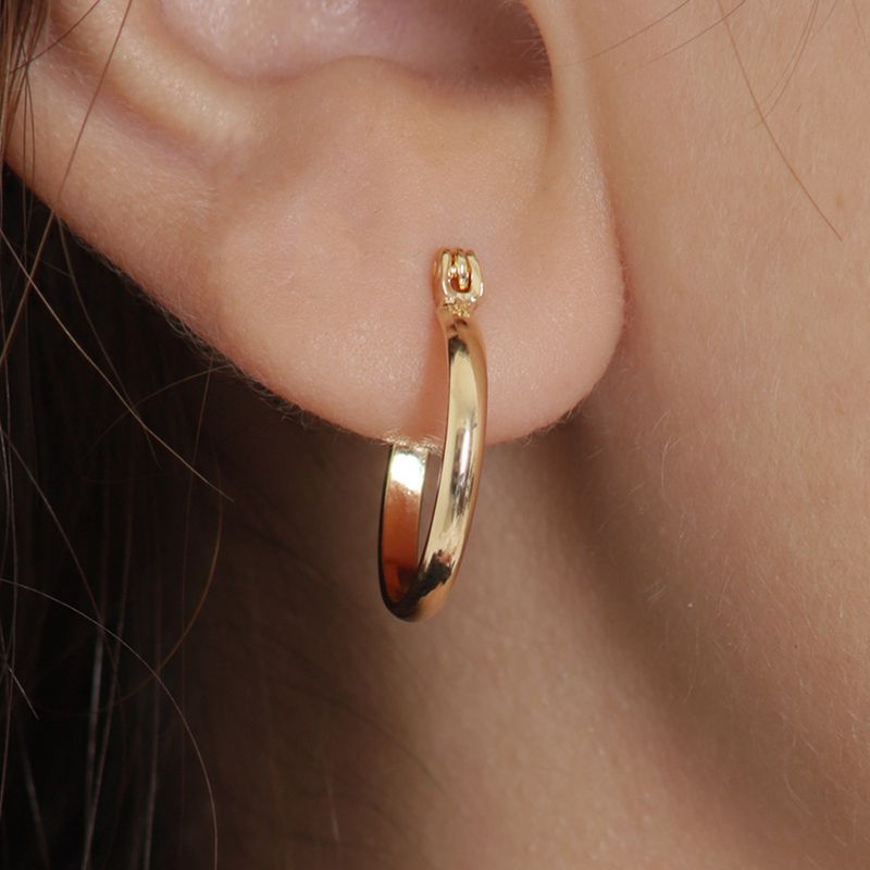 104886357-Argollas-de-enchape-de-oro-22k-para-mujer