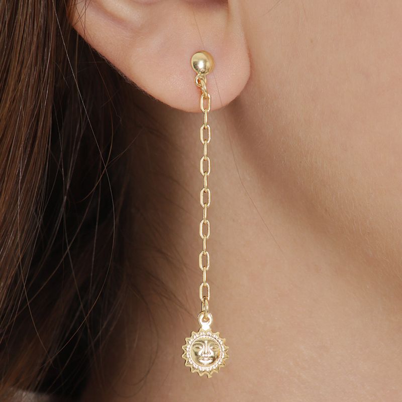 104886389-Aretes-largos-en-enchape-de-oro-22k-para-mujer