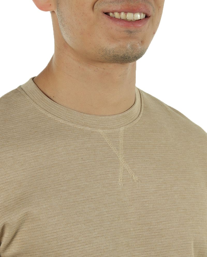 104841383-Camiseta-Denim-and-Flower-beige-texturizada-para-hombre