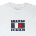 104754712-Camiseta-blanca-con-estampado-para-niño