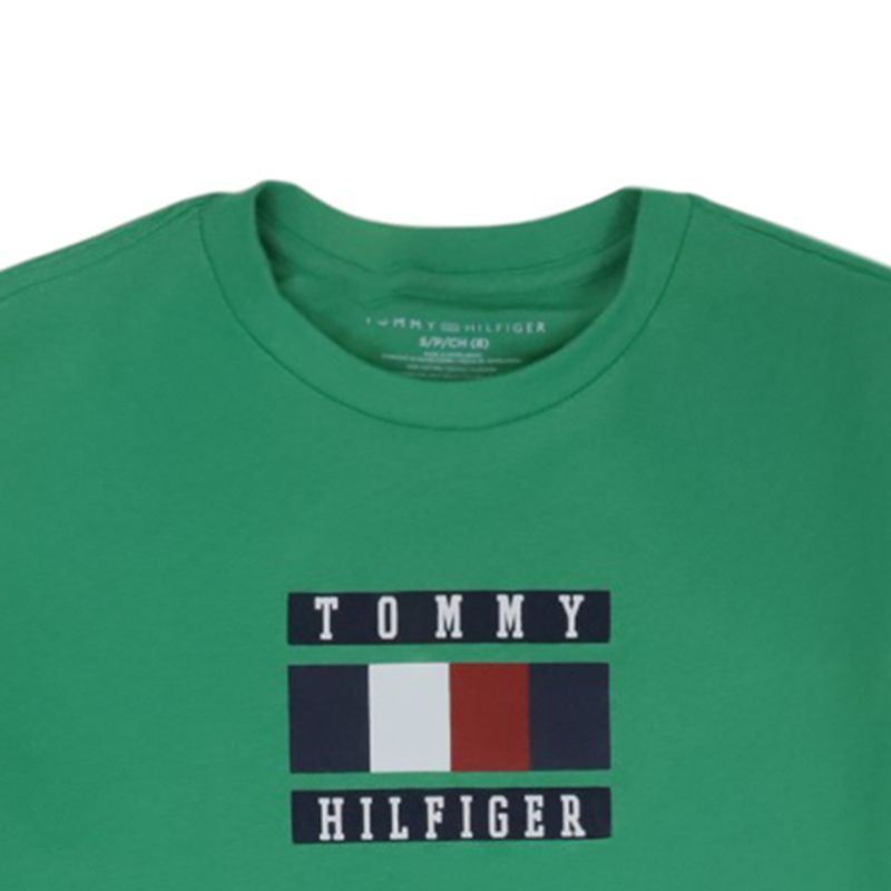104754718-Camiseta-verde-con-estampado-para-niño