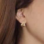 104886397-Argollas-de-enchape-de-oro-para-mujer