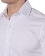 104873841-Camisa-formal-Lisa-Premium-Bambu-Pierre-Cardin-slim-fit-blanca-solida-para-hombre
