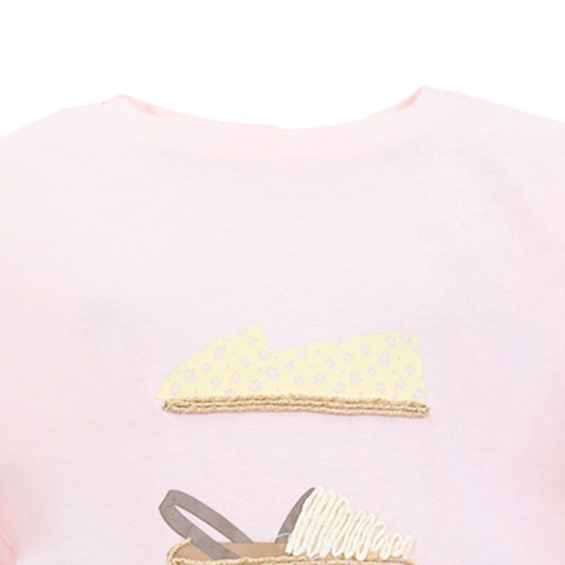 104729379-Blusa-rosada-con-estampado-para-niña