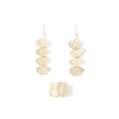 Set de aretes y anillo color dorado para mujer