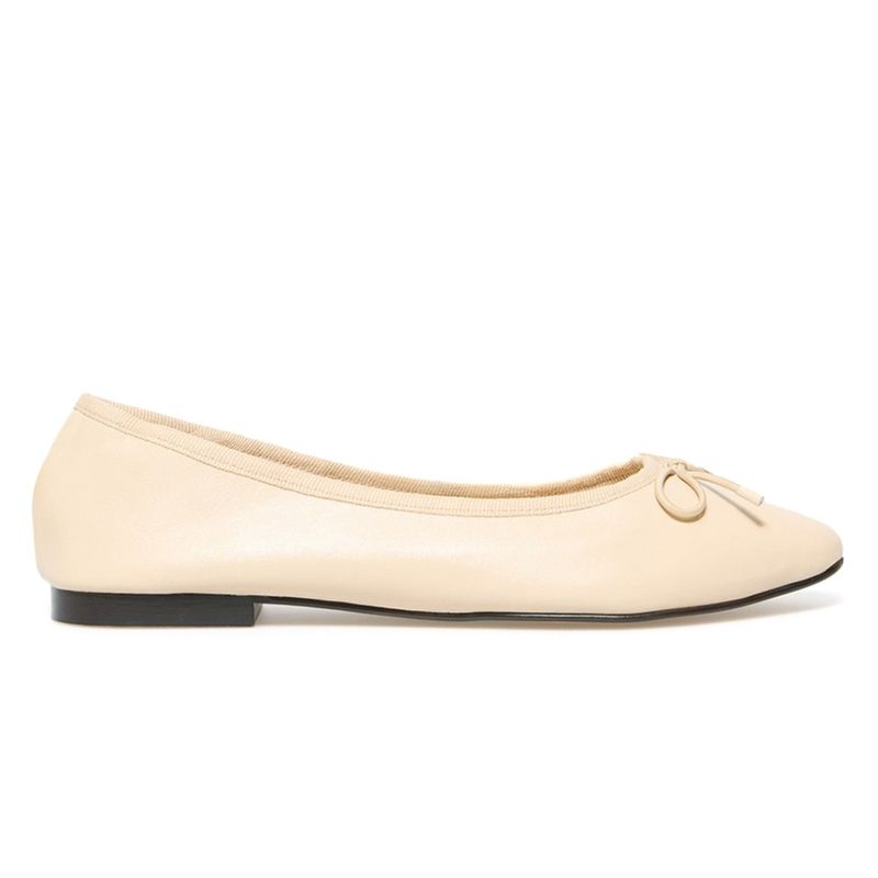 Zapato casual Sfera color beige para mujer Siman El Salvador