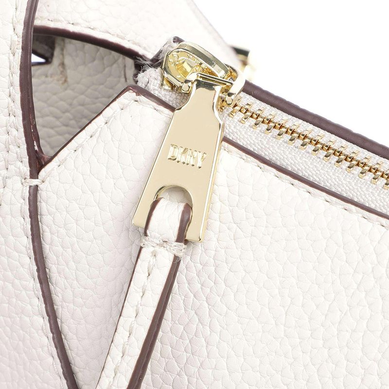 104785789-Cartera-crossbody-DKNY-color-blanco-para-mujer