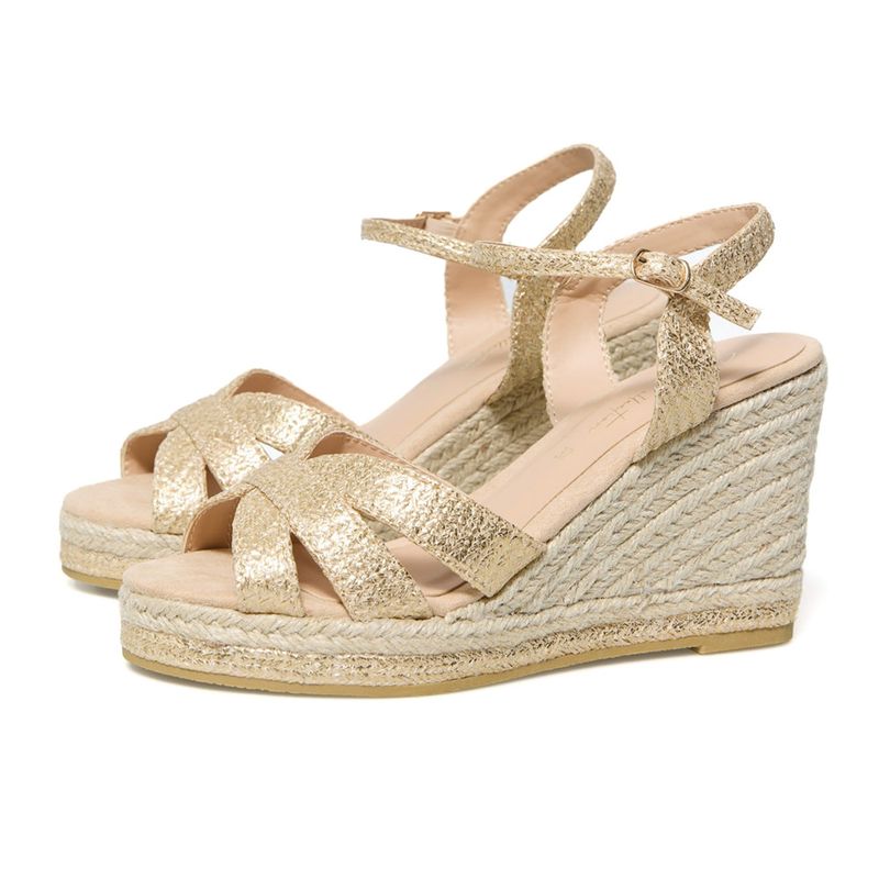 104871081-Sandalia-casual-Sfera-color-dorado-para-mujer