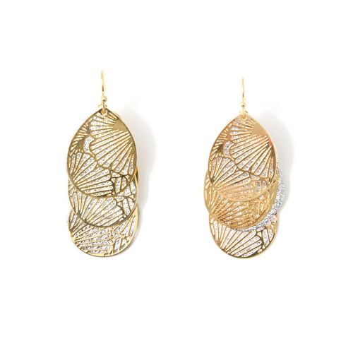 Aretes largos dorados para mujer