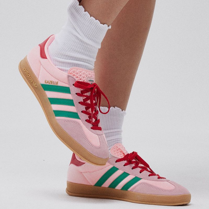 104903508-Zapato-Adidas-Originals-Gazelle-casual-rosado-para-mujer