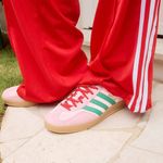 104903508-Zapato-Adidas-Originals-Gazelle-casual-rosado-para-mujer