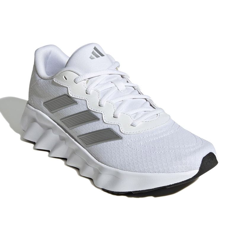 104903523-Zapato-Adidas-Switch-Move-deportivo-color-blanco-para-mujer