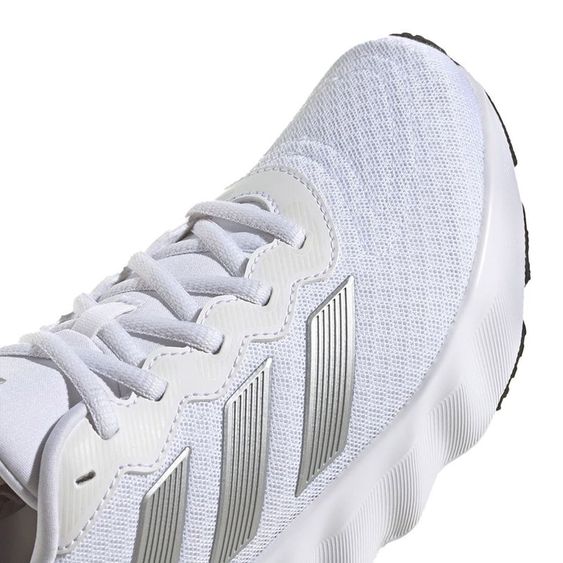 104903525-Zapato-Adidas-Switch-Move-deportivo-color-blanco-para-mujer
