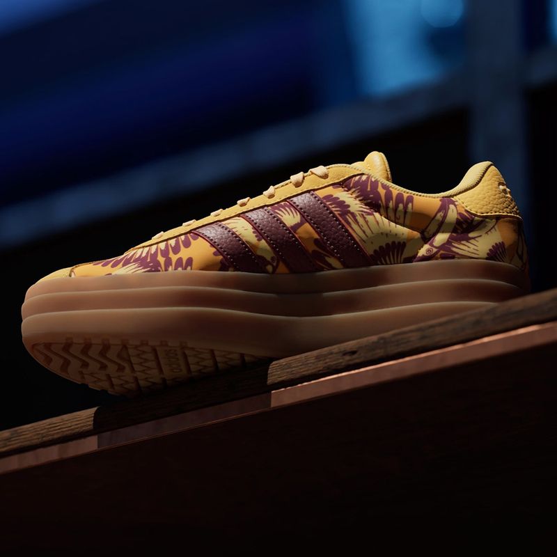 104903574-Zapato-Adidas-VL-Court-casual-amarillo-para-mujer