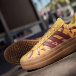 104903574-Zapato-Adidas-VL-Court-casual-amarillo-para-mujer