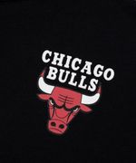 104861642-Hoodie-deportivo-Chicago-Bulls-negro-para-hombre