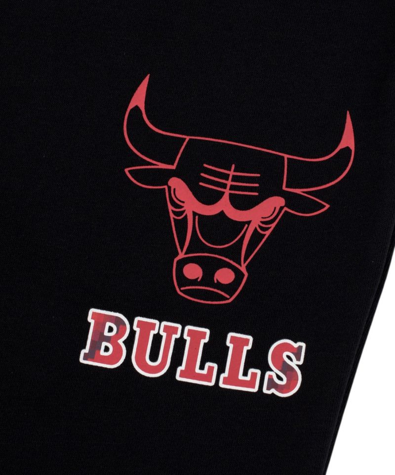 104861647-Pants-deportivo-Chicago-Bulls-negro-para-hombre