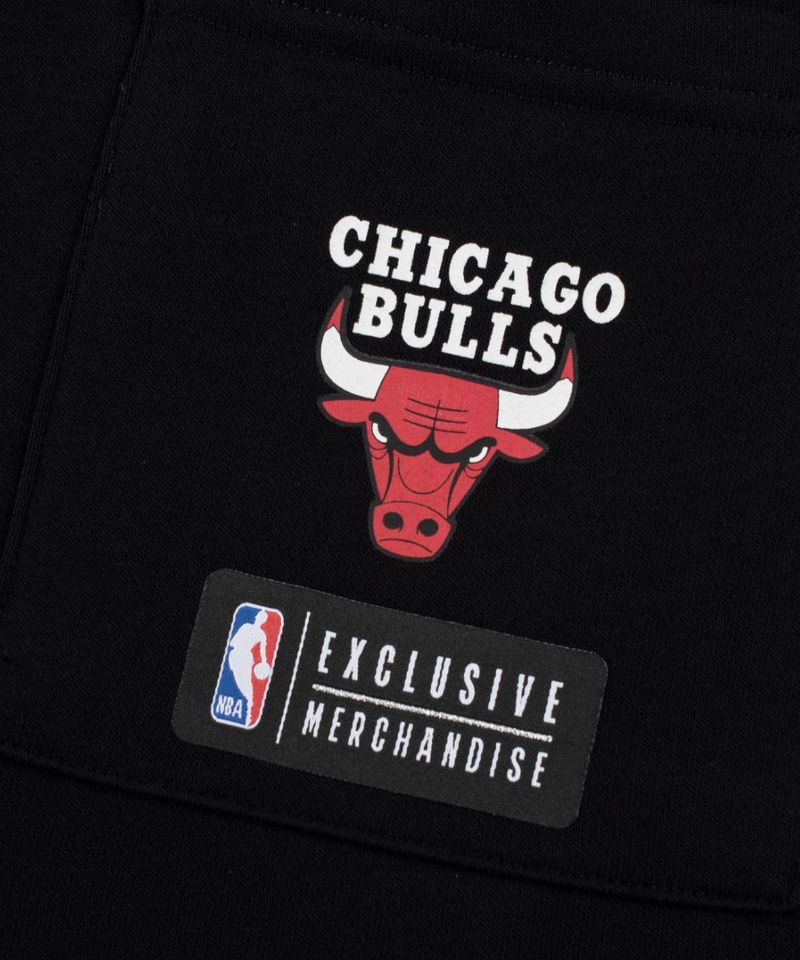104861647-Pants-deportivo-Chicago-Bulls-negro-para-hombre