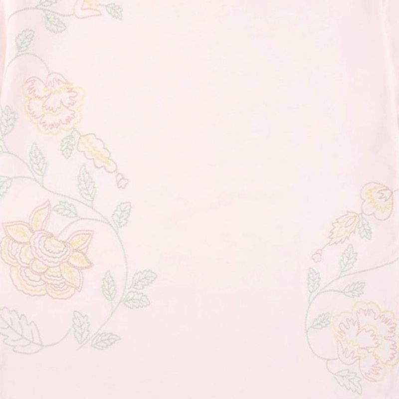 104866147-Blusa-rosada-con-bordado-para-niña