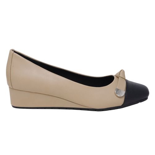 Zapato casual Anne Klein beige para mujer