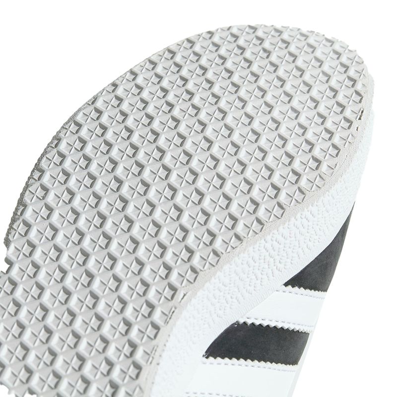 104910663-Zapato-deportivo-casual-Adidas-Originals-Gazelle-gris-para-hombre