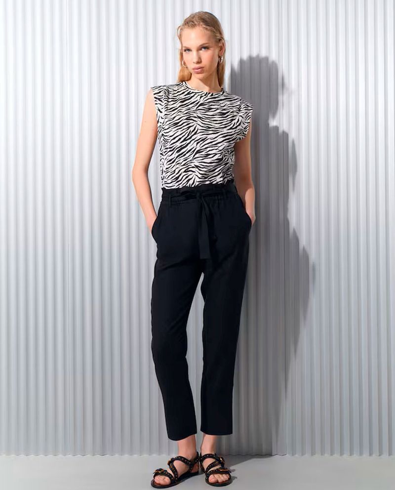 104907272-Pantalon-Easy-Wear-paper-bag-negro-de-cintura-alta-para-mujer