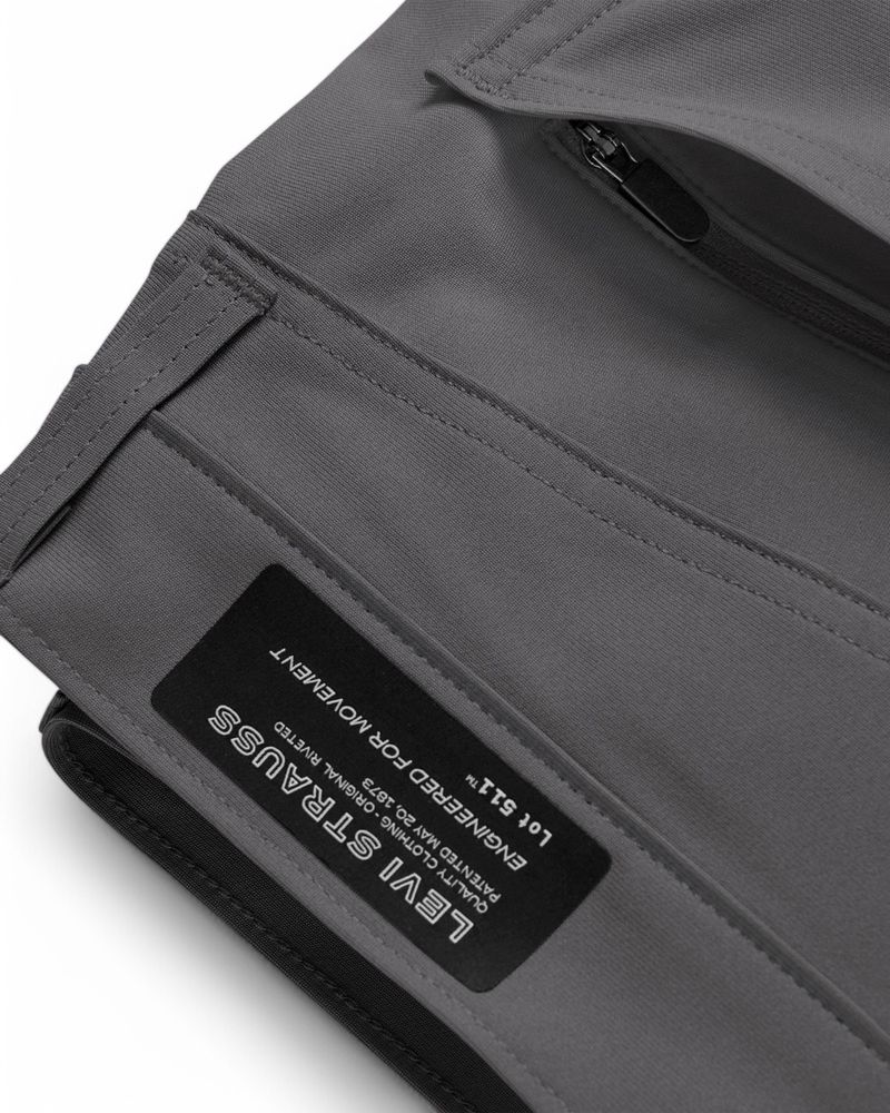 104909128-Pantalon-Levi-s-511-slim-tech-gris-con-textura-para-hombre