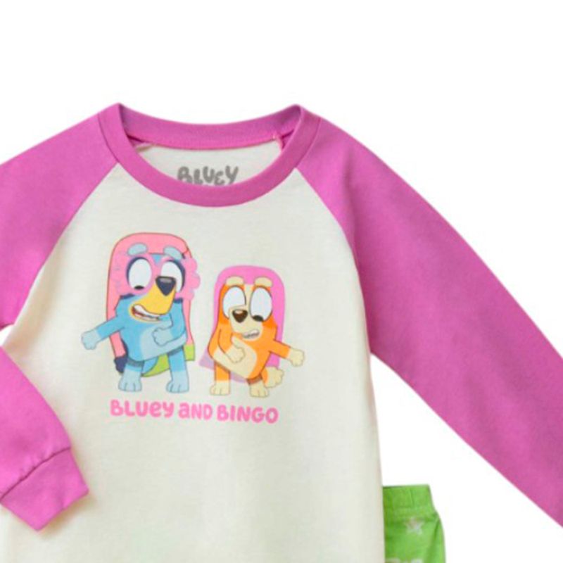 104793791-Pijama-de-2-piezas-bicolor-con-estampado-para-niña