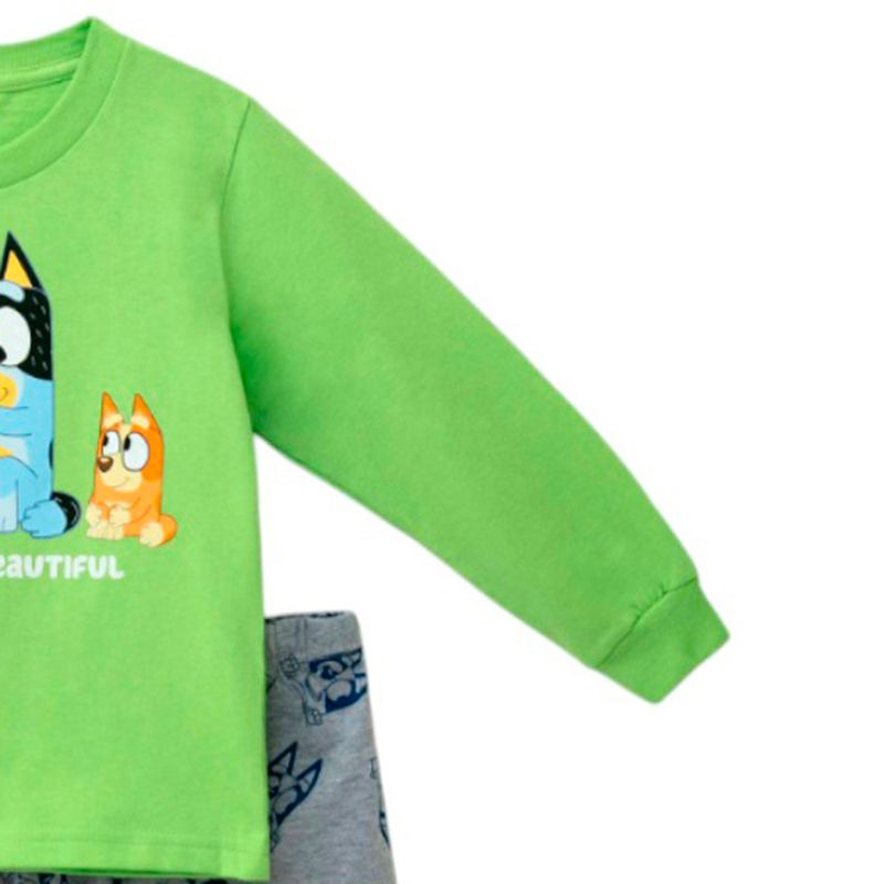104886496-Pijama-de-2-piezas-bicolor-con-estampado-para-niño