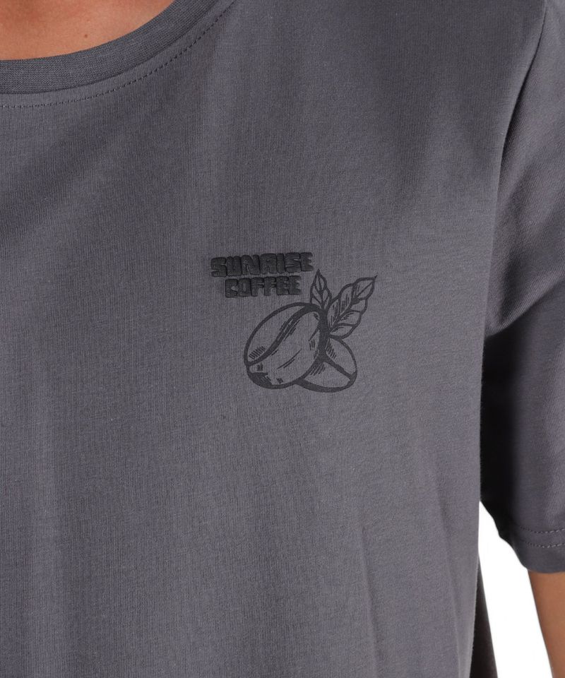 104765626-Camiseta-Orange-regular-fit-gris-con-estampado-de-cafe-para-hombre