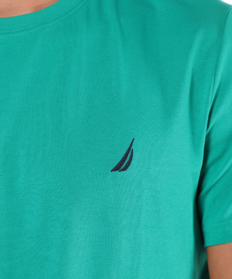 104867107-Camiseta-Nautica-regular-fit-verde-solida-para-hombre