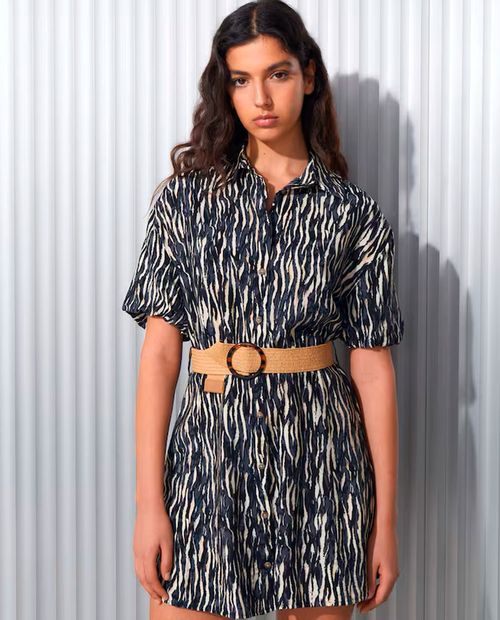 Vestido Easy Wear shirt dress estampado manga corta para mujer