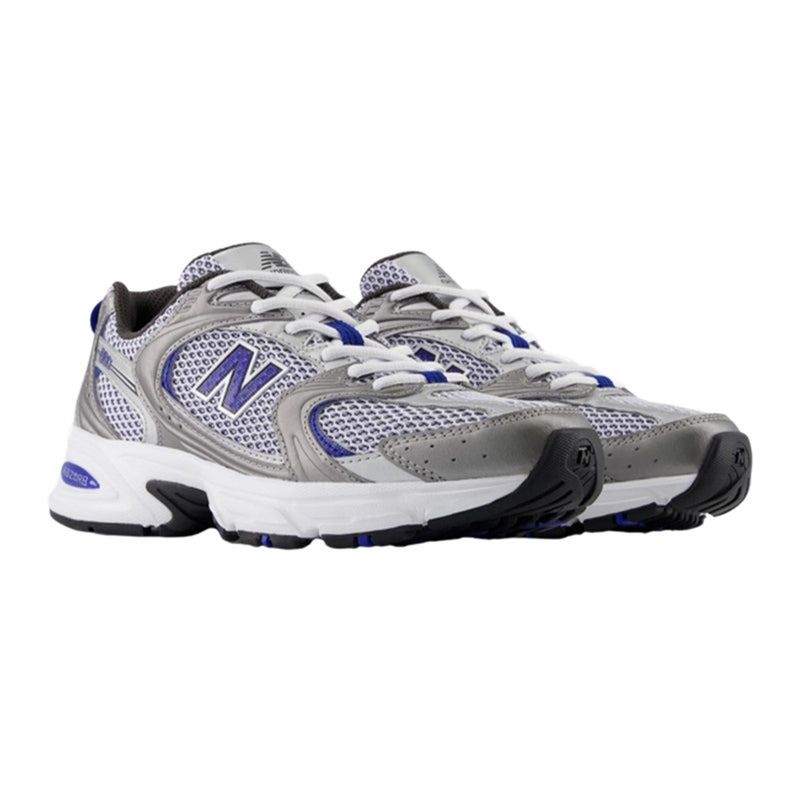 104907796-Zapato-New-Balance-530-casual-plateado-para-mujer