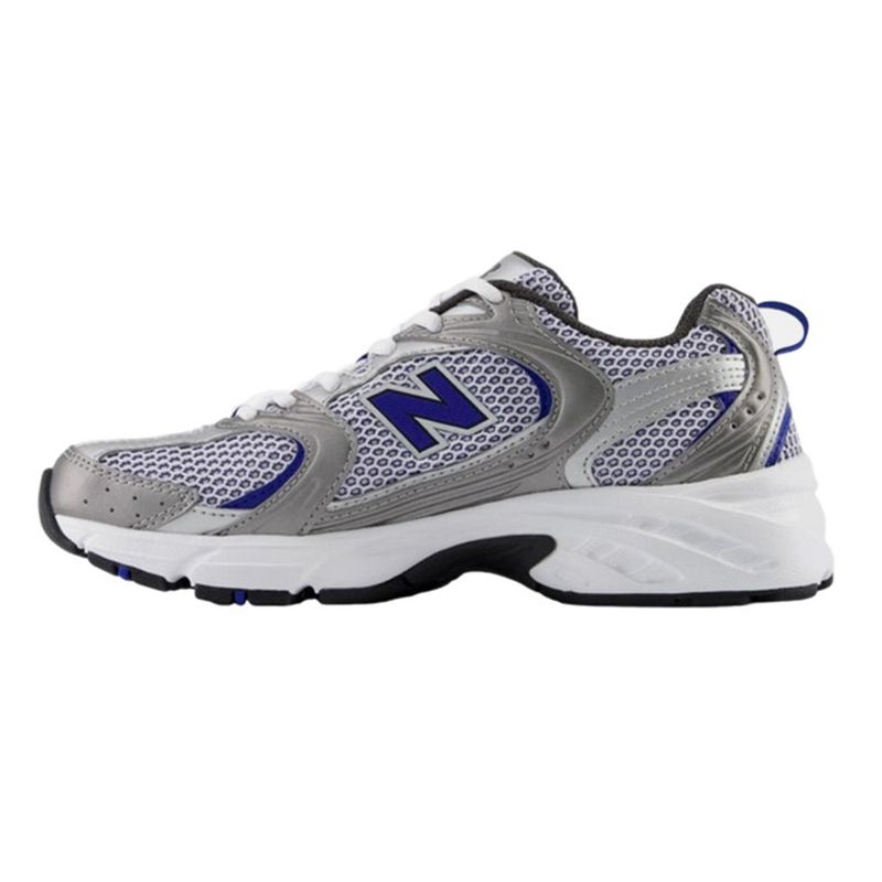 104907796-Zapato-New-Balance-530-casual-plateado-para-mujer