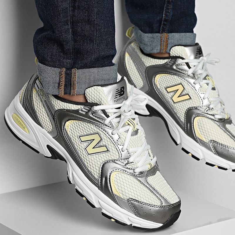 Zapato New Balance 530 casual plateado para mujer