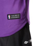 104861687-Camiseta-deportiva-Los-Angeles-Lakers-morada-para-hombre